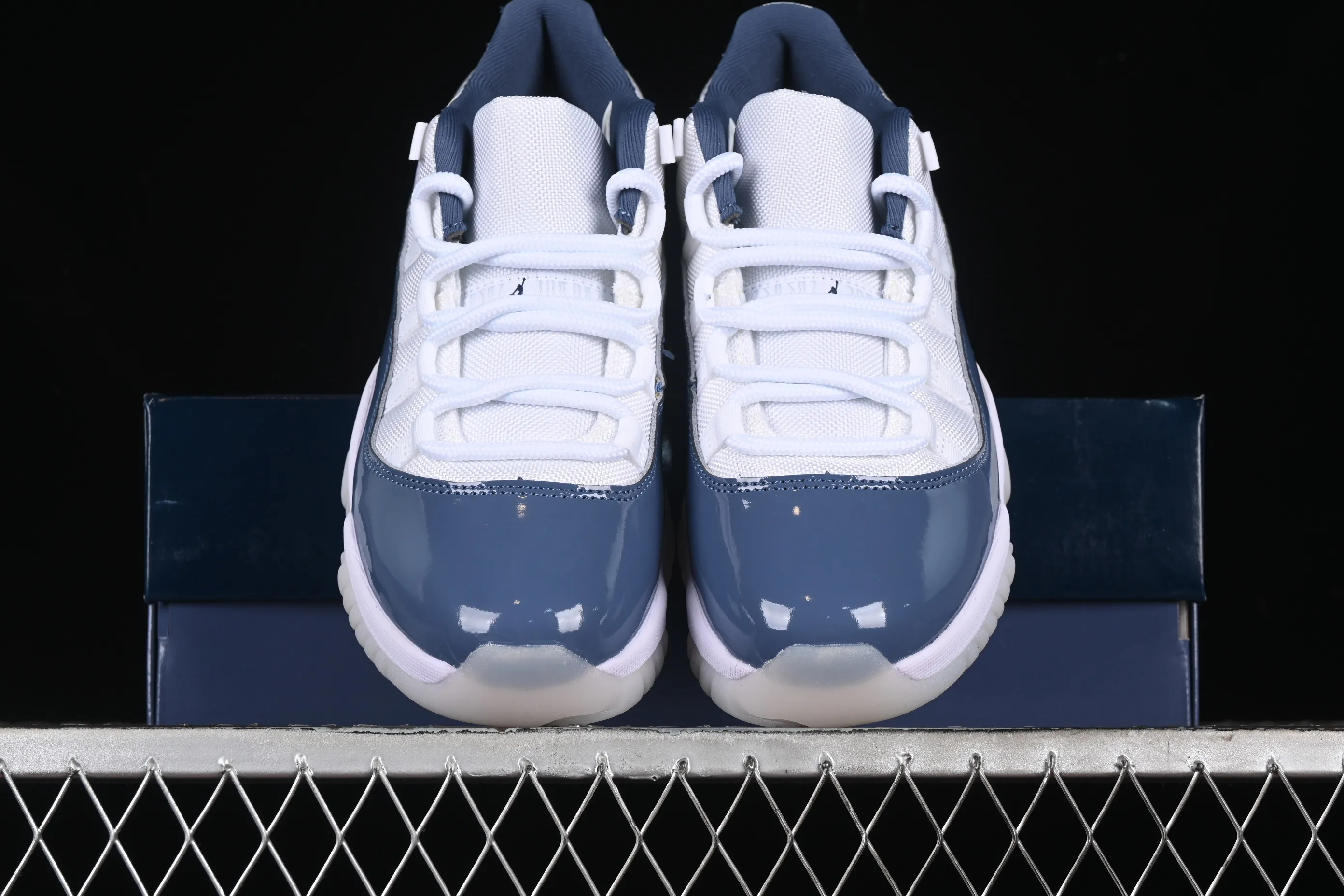 All categories Air Jordan Jordan series basketball shoes Air Jordan 11 Air Jordan 11 Low "Diffused Blue" AJ11 Joe 11 navy blue genuine carbon FV5104-104